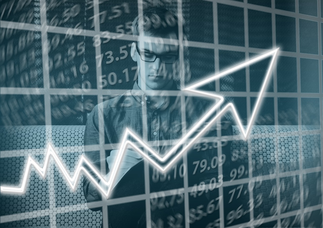 Business valuation analytics with growth chart and financial data
